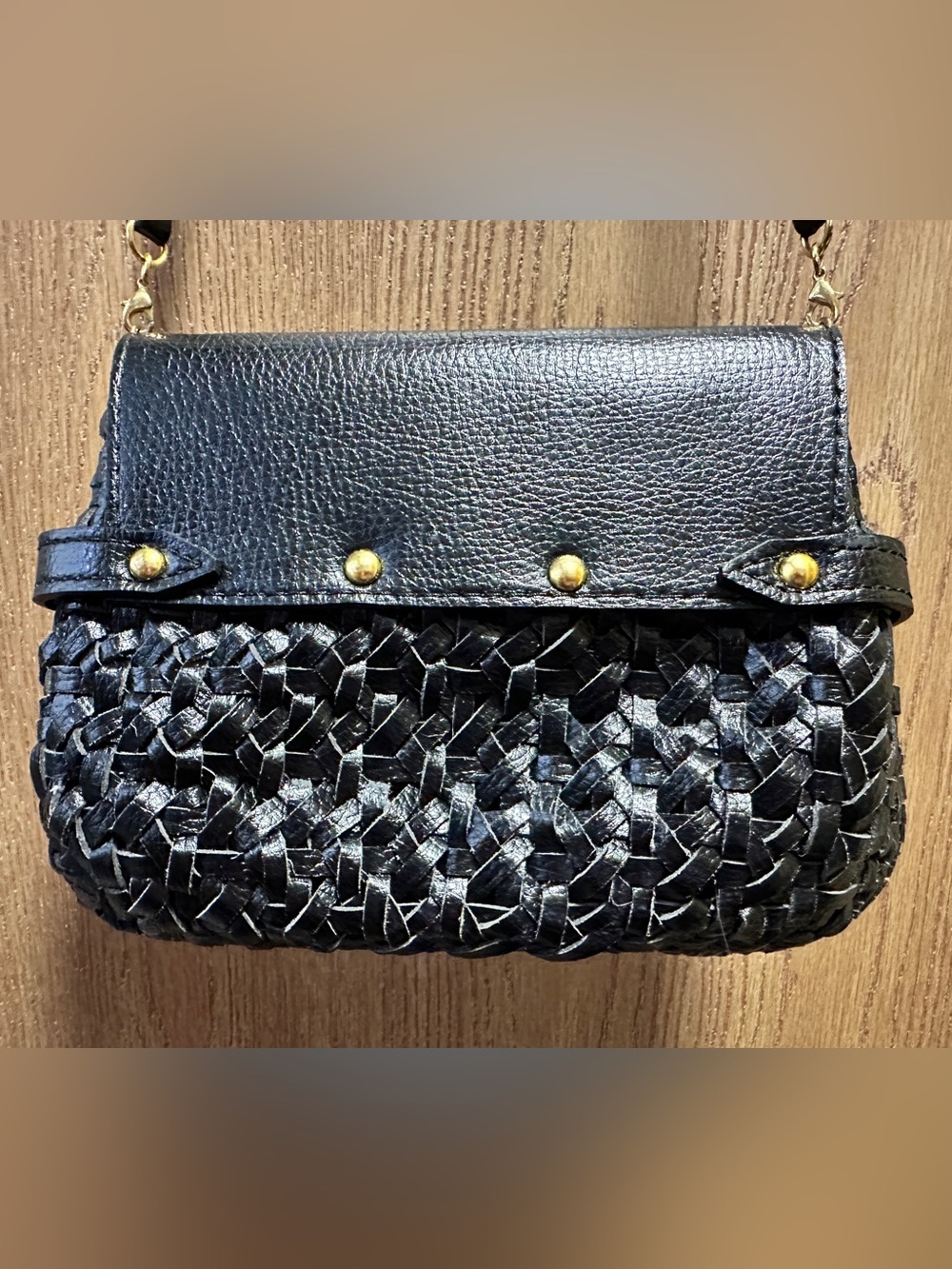 Serpui Black Woven Leather Crossbody bag with Gold Turn-Lock - Picture 9 of 15